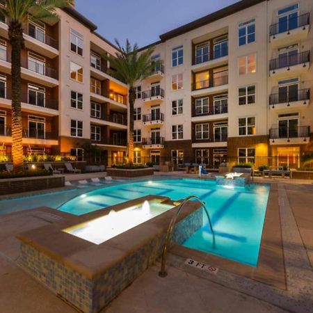 Downtown Apt Free Parking - Pool - Gym - Fully Kitchen Houston Exterior photo